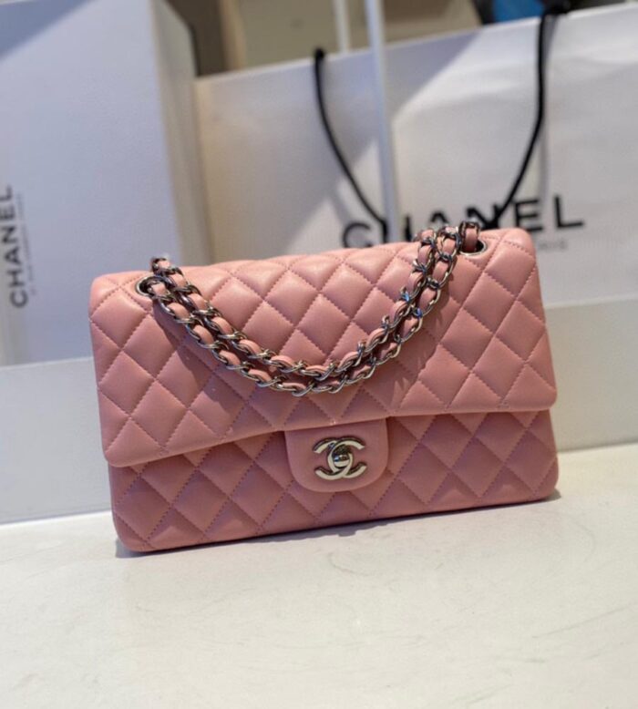 Chanel CLASSIC HANDBAG