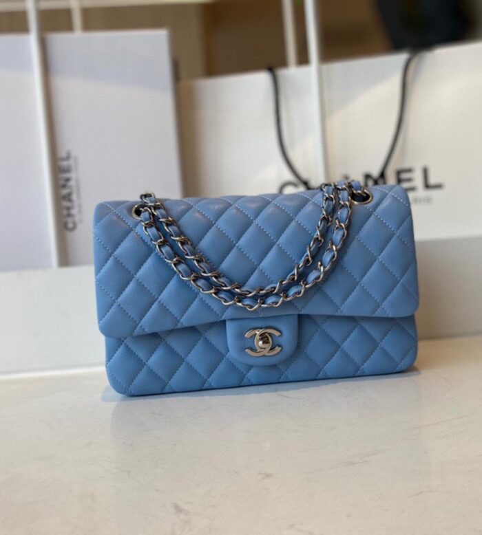 Chanel CLASSIC HANDBAG