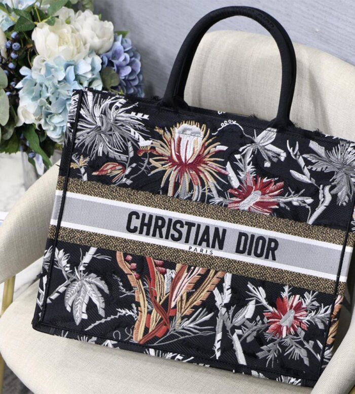 LARGE DIOR BOOK TOTE