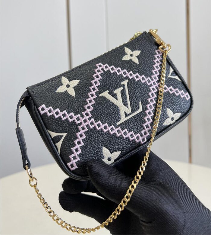 LOUIS VUITTON MINI POCHETTE