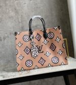 Louis Vuitton ONTHEGO GM