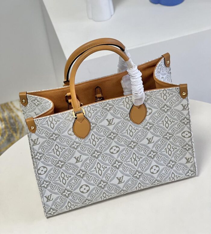 Louis Vuitton ONTHEGO MM