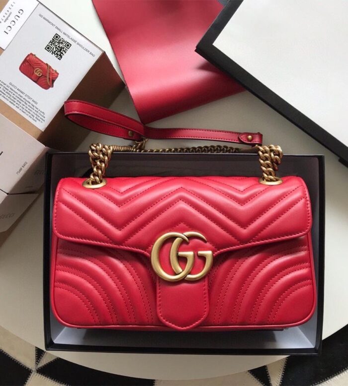 Gucci GG Marmont small matelassé shoulder bag