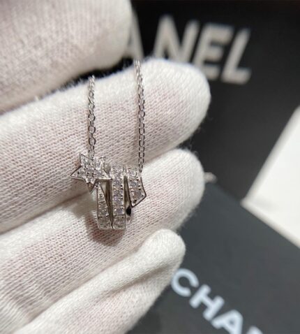 chanel Étoile filante necklace (8)