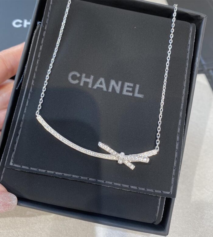 chanel ruban necklace (1)