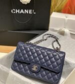 chanel classic handbag caviar leather (28)