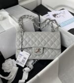 chanel small classic handbag a01113y (10)