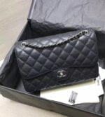 large classic handbag (3)