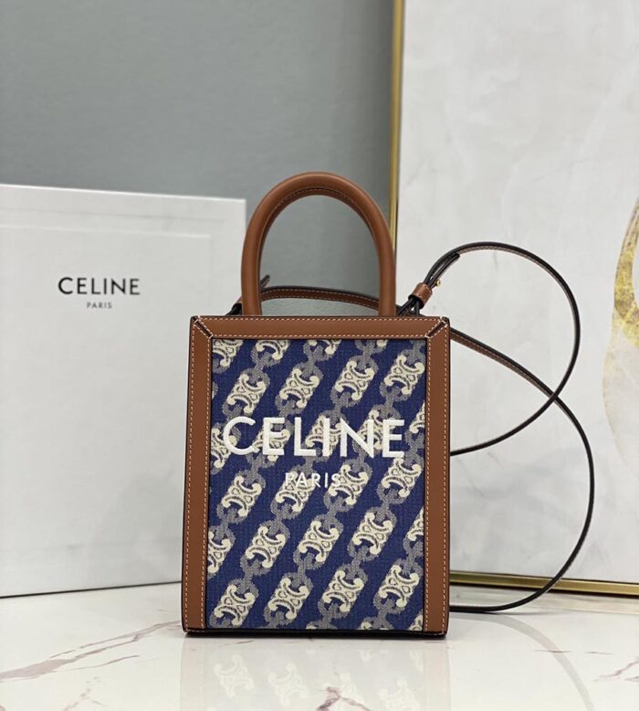 mini vertical cabas celine in textile with celine print and calfskin (29)