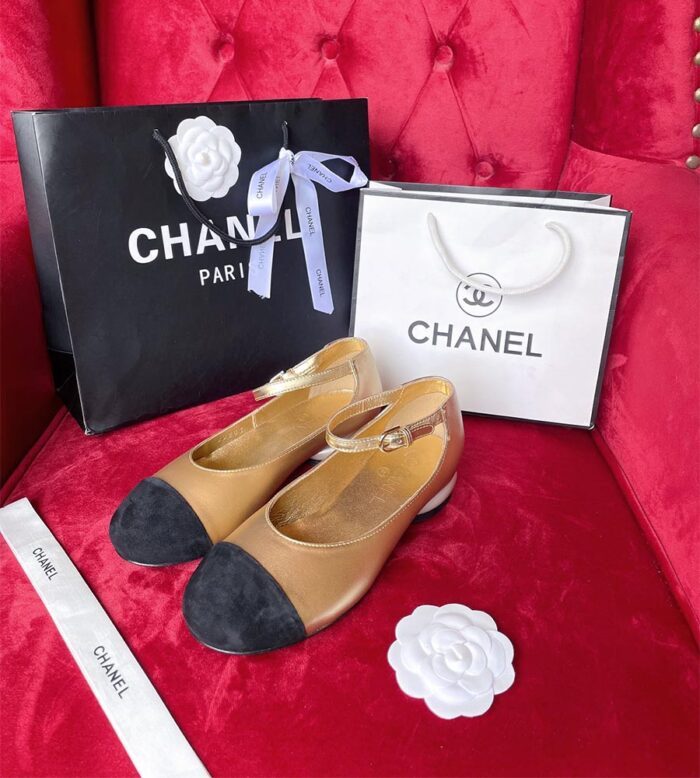 chanel mary janes 082302 (11)