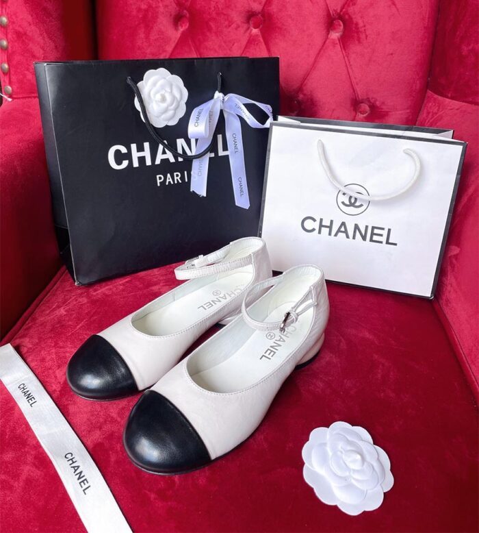 chanel mary janes 082302 (2)