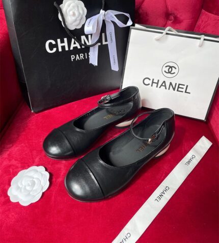 chanel mary janes 082302 (24)