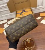 louis vuitton boÉtie pm (1)