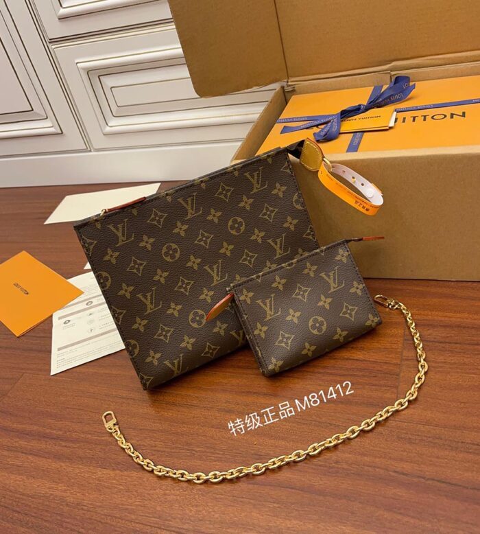 louis vuitton toiletry pouch on chain m81412 (15)