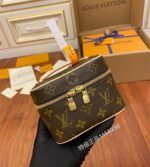 louis vuitton nice nano toiletry pouch (5)