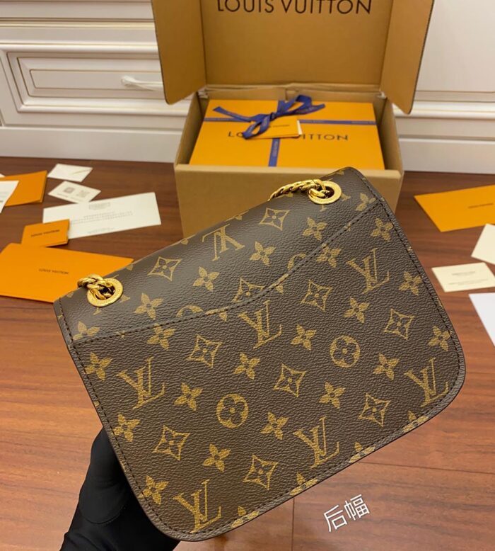 louis vuitton passy (12)