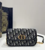 30 montaigne avenue bag (28)