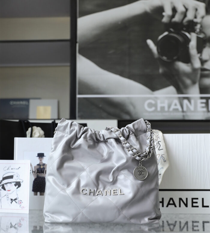 chanel 23a 22 bag authentic quality(209)