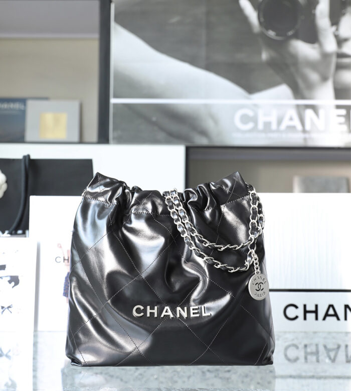 chanel 23a 22 bag authentic quality(290)