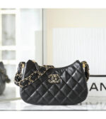 chanel small 19 hobo (9)